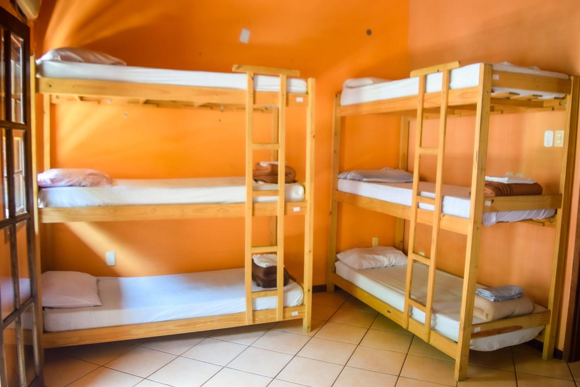 Leo'S Clan Beach Hostel パラチ エクステリア 写真